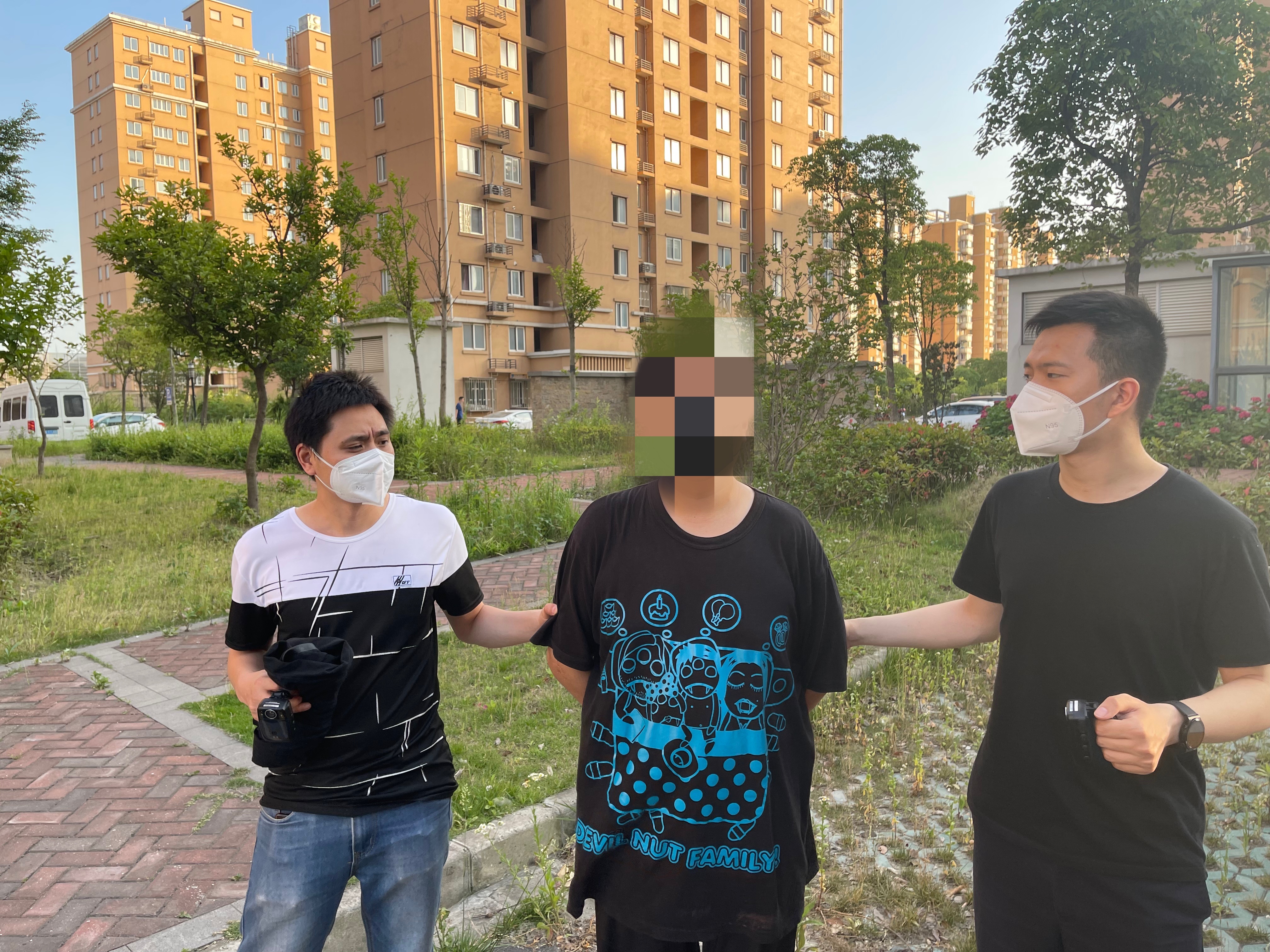 【上海警方通报两起违反防疫规定的典型案例,违反防疫规定怎么处罚】