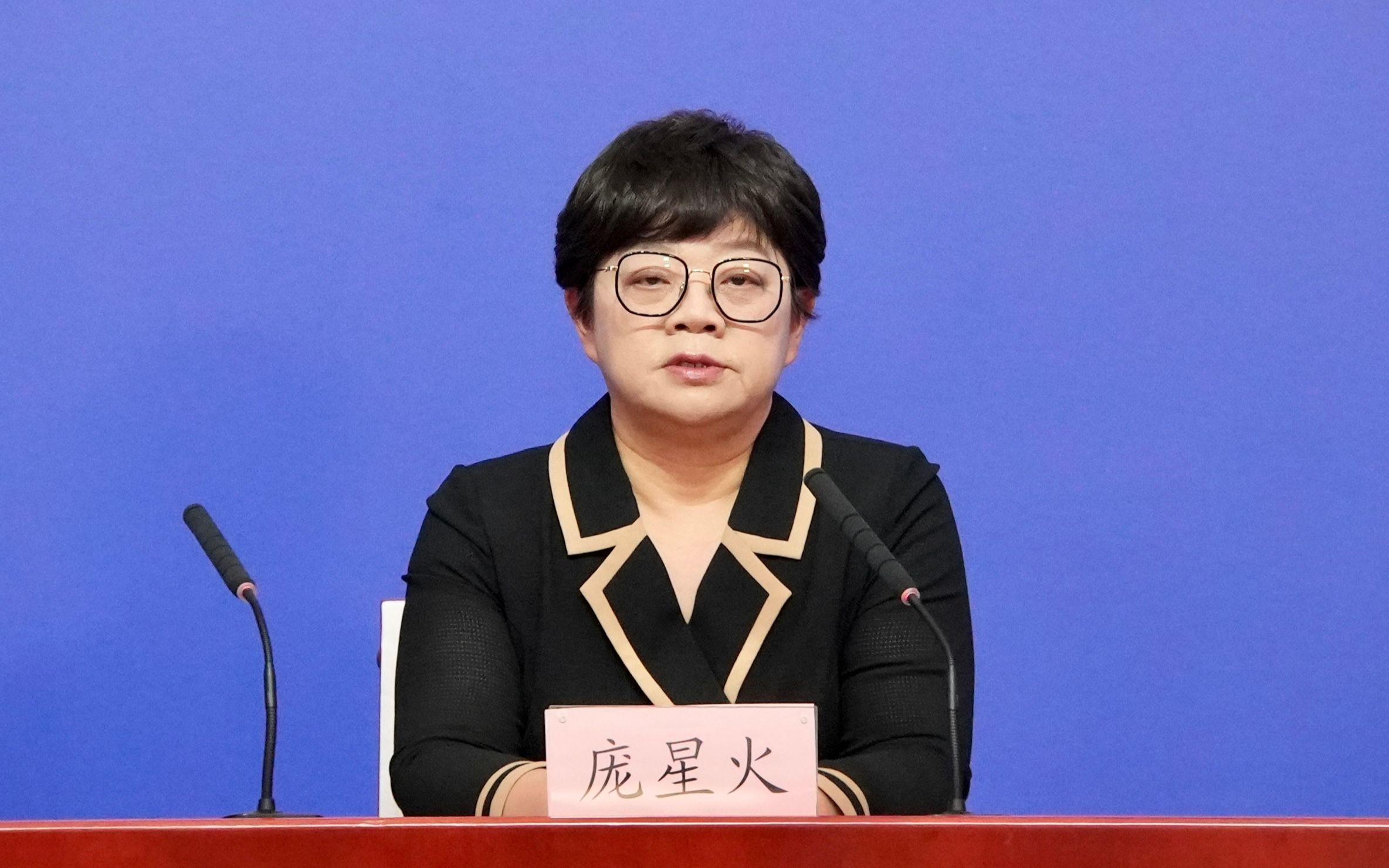 【北京7例感染者详情:多人由外省抵京,北京新增本土感染者52例】 【北京7例感染者详情:多人由外省抵京,北京新增本土感染者52例】